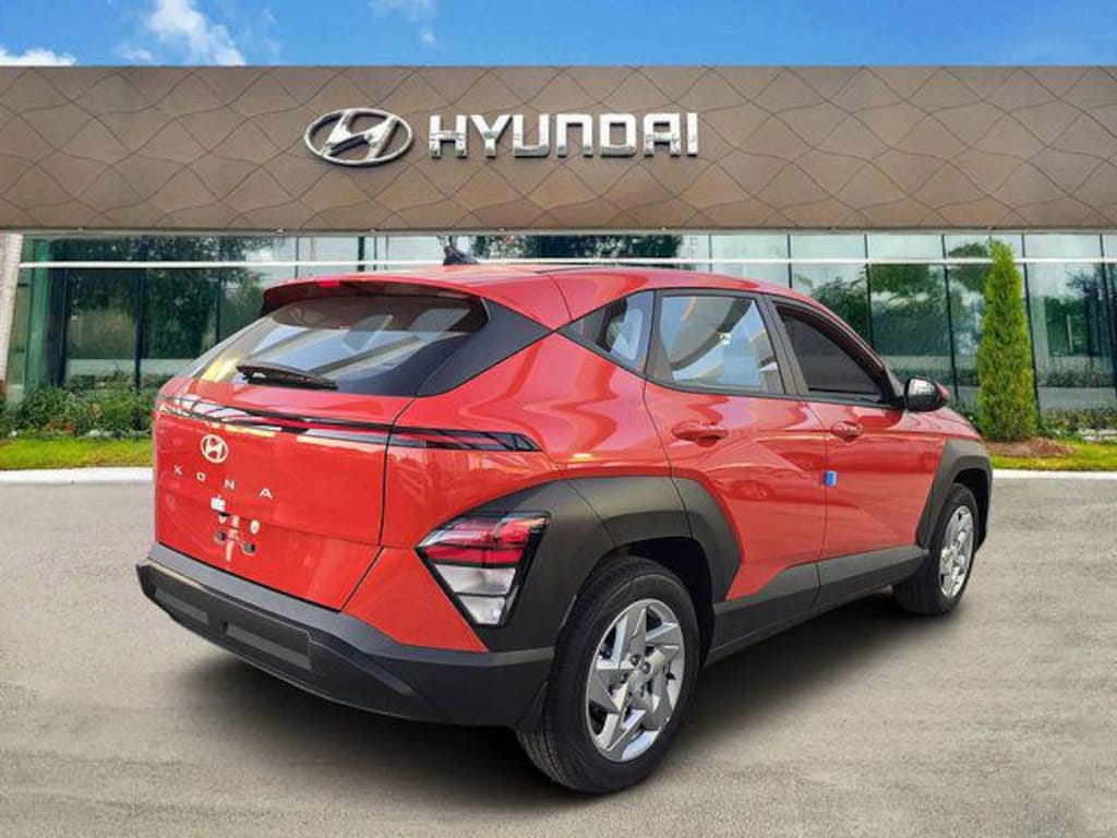 New 2027 Hyundai Kona SE FWD SUV