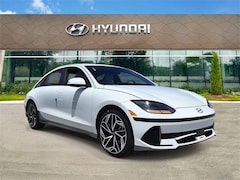 2025 Hyundai IONIQ 6 SEL Sedan