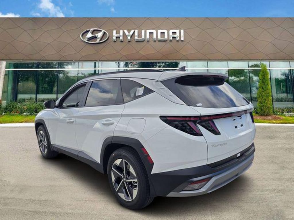 New 2026 Hyundai Tucson SEL Premium FWD SUV