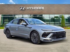 2025 Hyundai Sonata Hybrid SEL Sedan