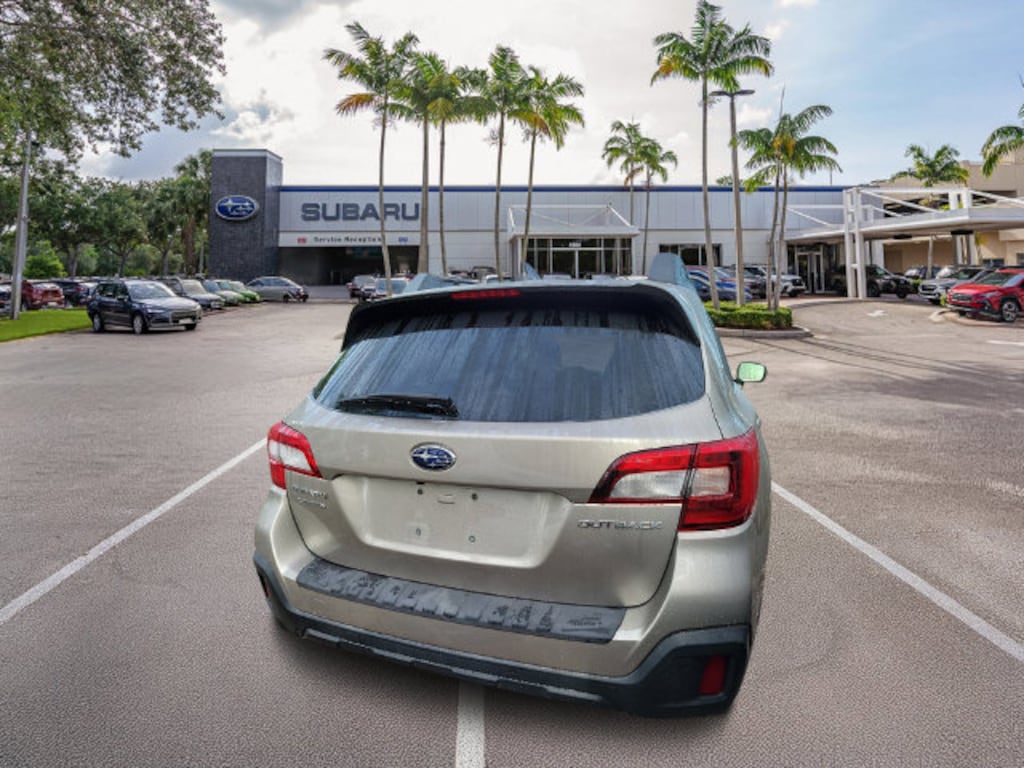 Used 2019 Subaru Outback 2.5i Limited SUV