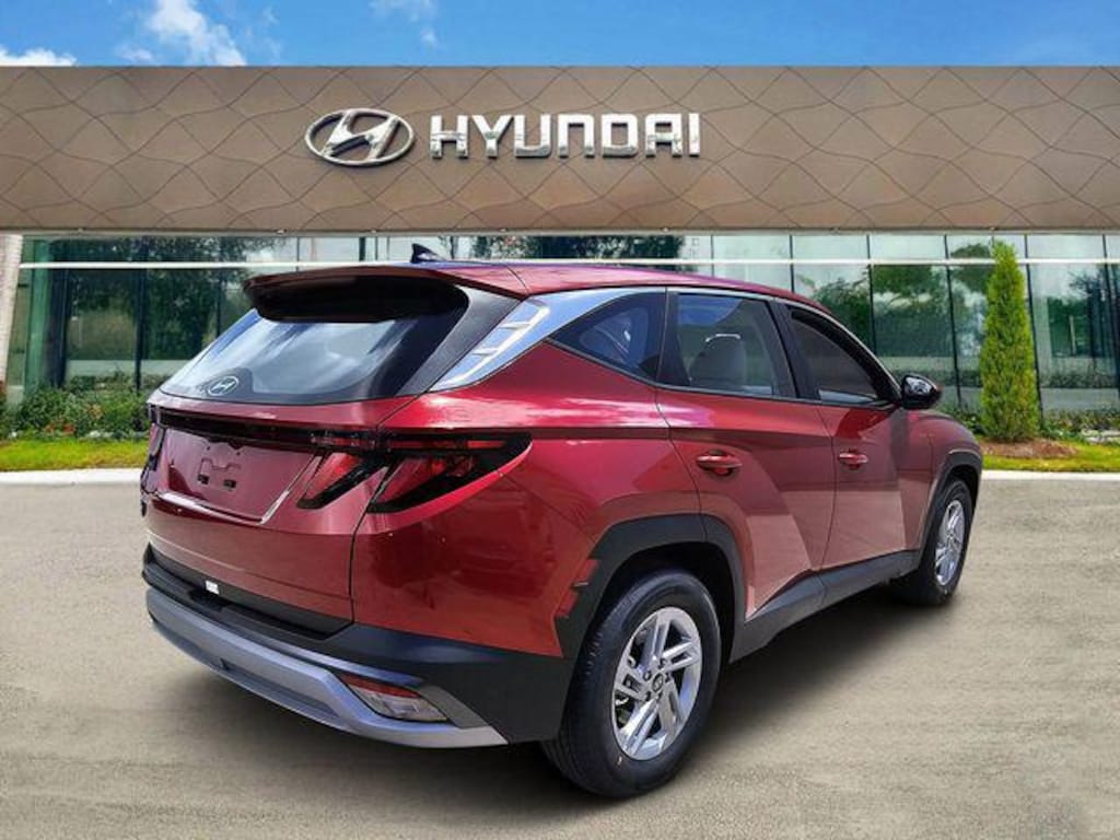 New 2026 Hyundai Tucson SEL FWD SUV
