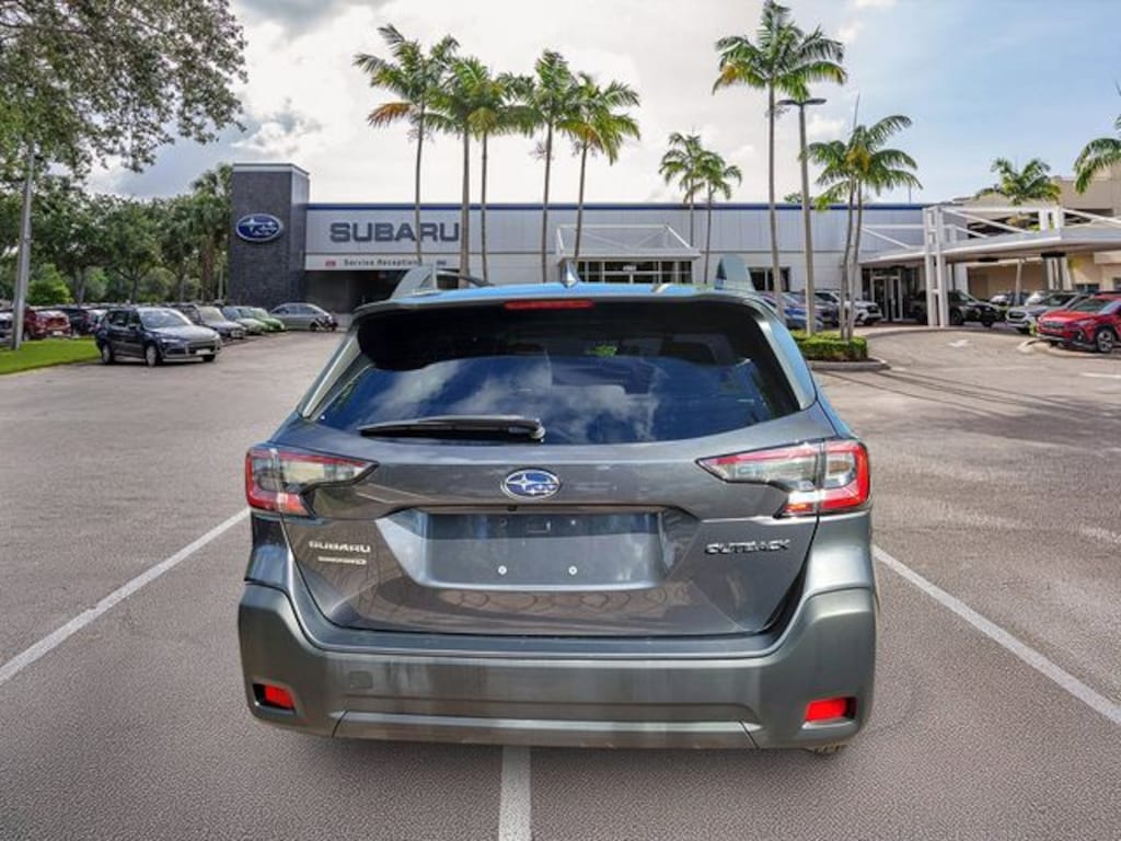 Used 2024 Subaru Outback Premium SUV