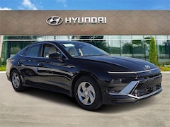 2025 Hyundai Sonata SE Sedan