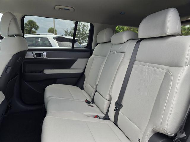 2026 Hyundai Santa Fe SE - Photo 10