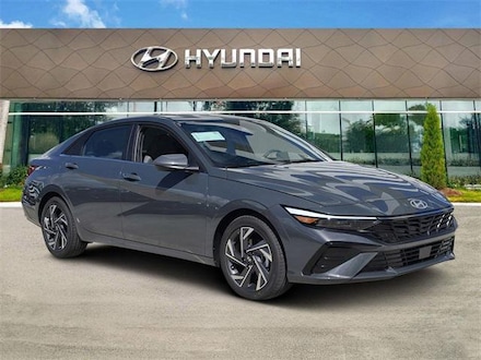 2025 Hyundai Elantra SEL Sport Sedan