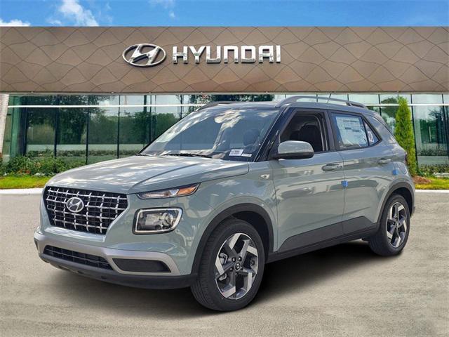 2025 Hyundai Venue SEL photo 2