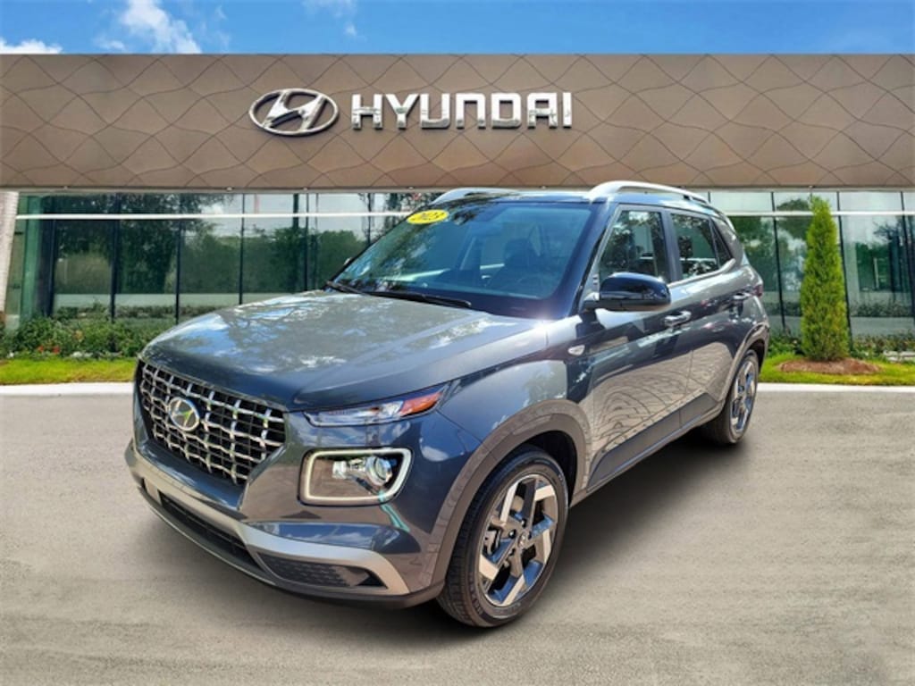 Certified 2023 Hyundai Venue Limited SUV