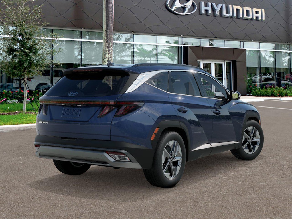 New 2026 Hyundai Tucson SEL Premium FWD SUV