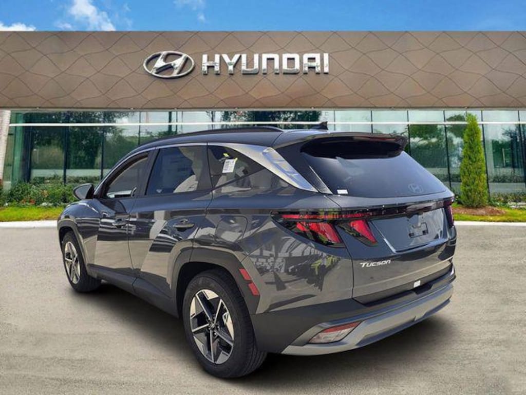 New 2026 Hyundai Tucson SEL Premium FWD SUV