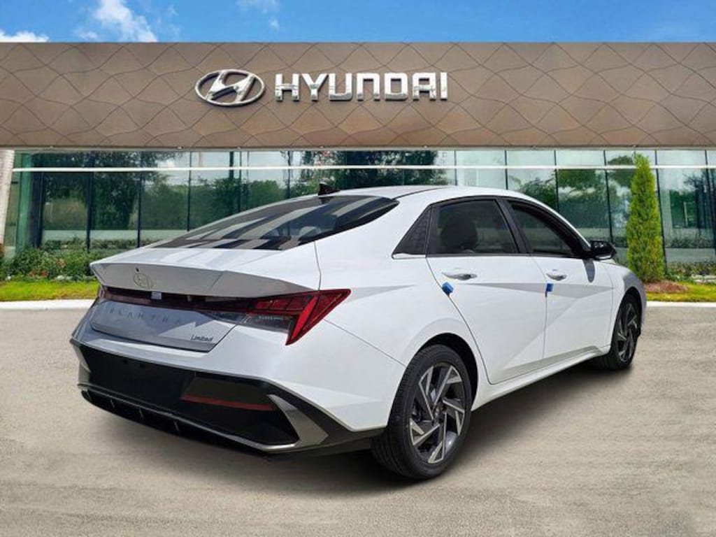 New 2026 Hyundai Elantra Limited Sedan