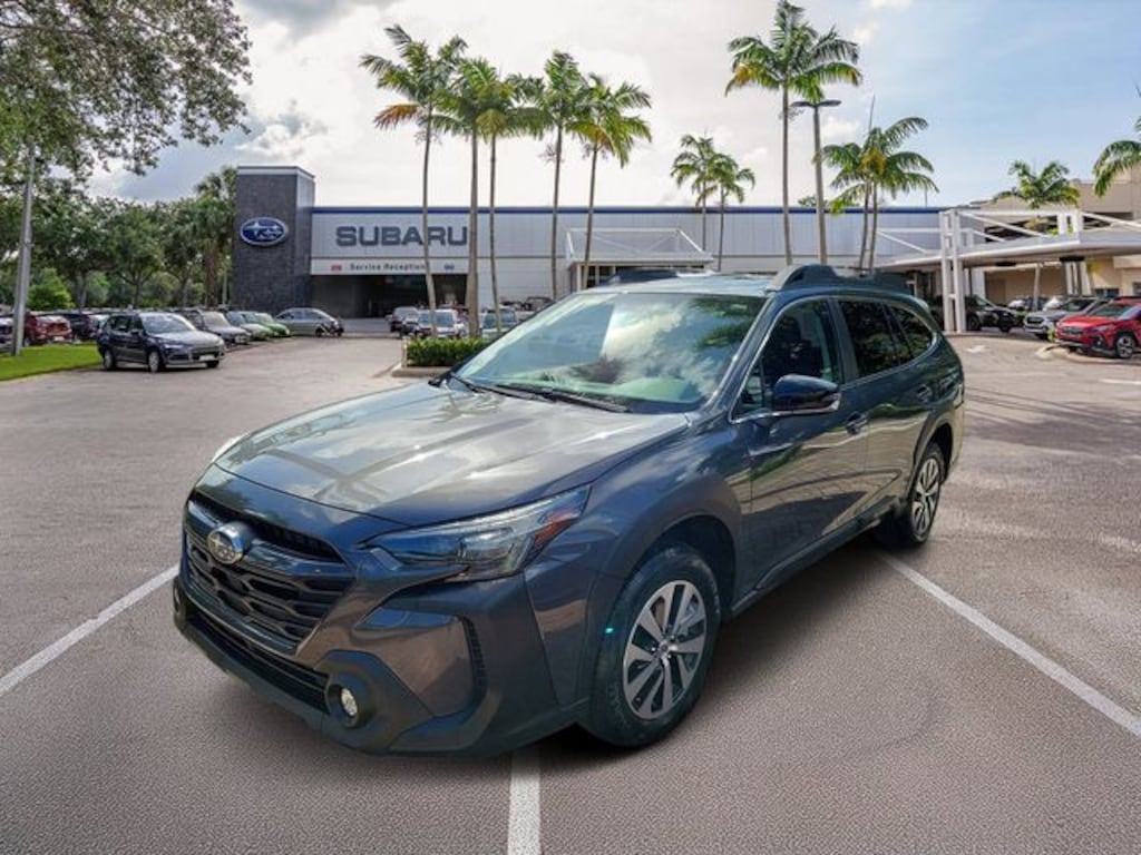 Used 2024 Subaru Outback Premium SUV