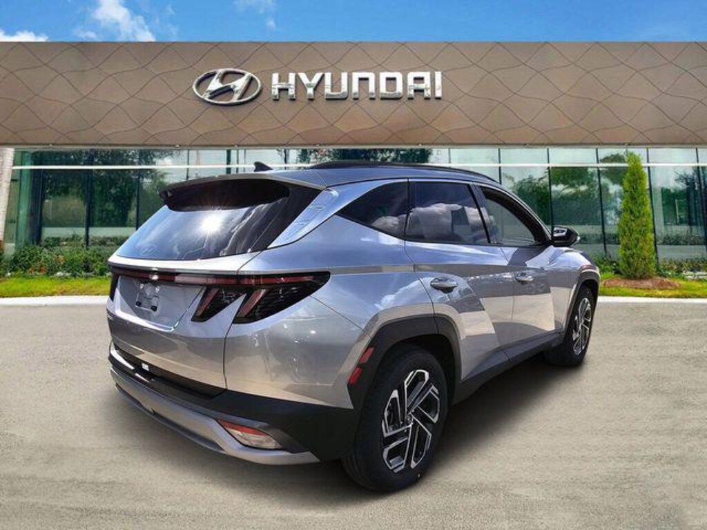 New 2026 Hyundai Tucson SEL Plus FWD SUV