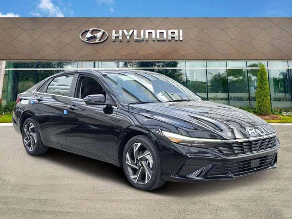New 2026 Hyundai Elantra Limited Sedan