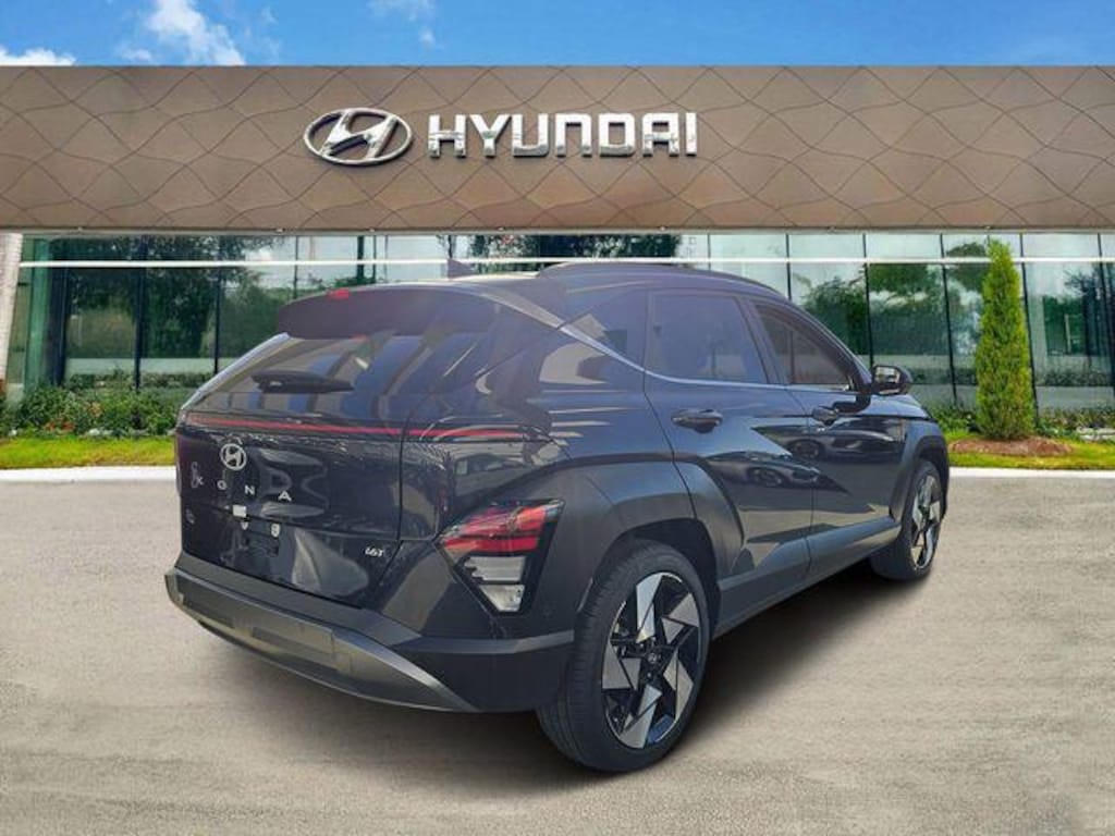 New 2027 Hyundai Kona Limited FWD SUV