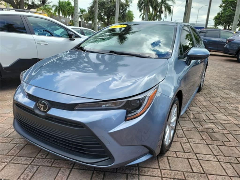 Used 2023 Toyota Corolla LE Sedan