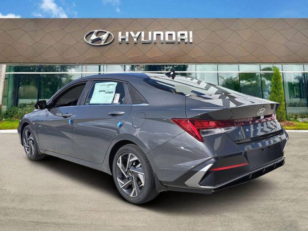 New 2026 Hyundai Elantra Limited Sedan