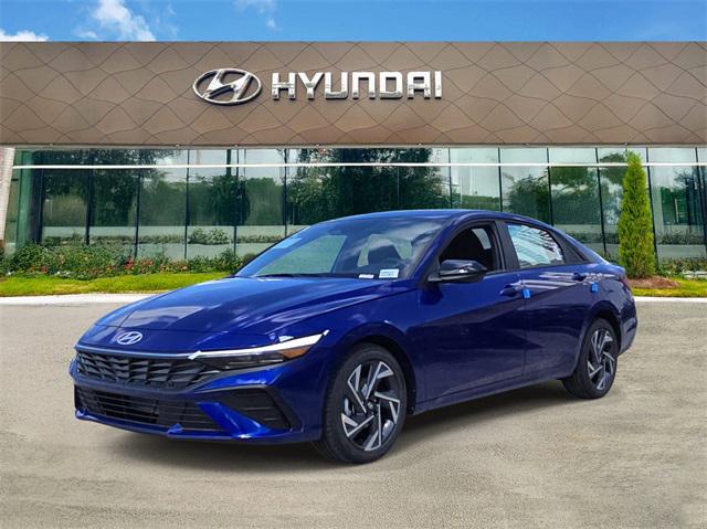2025 Hyundai Elantra Limited photo 2