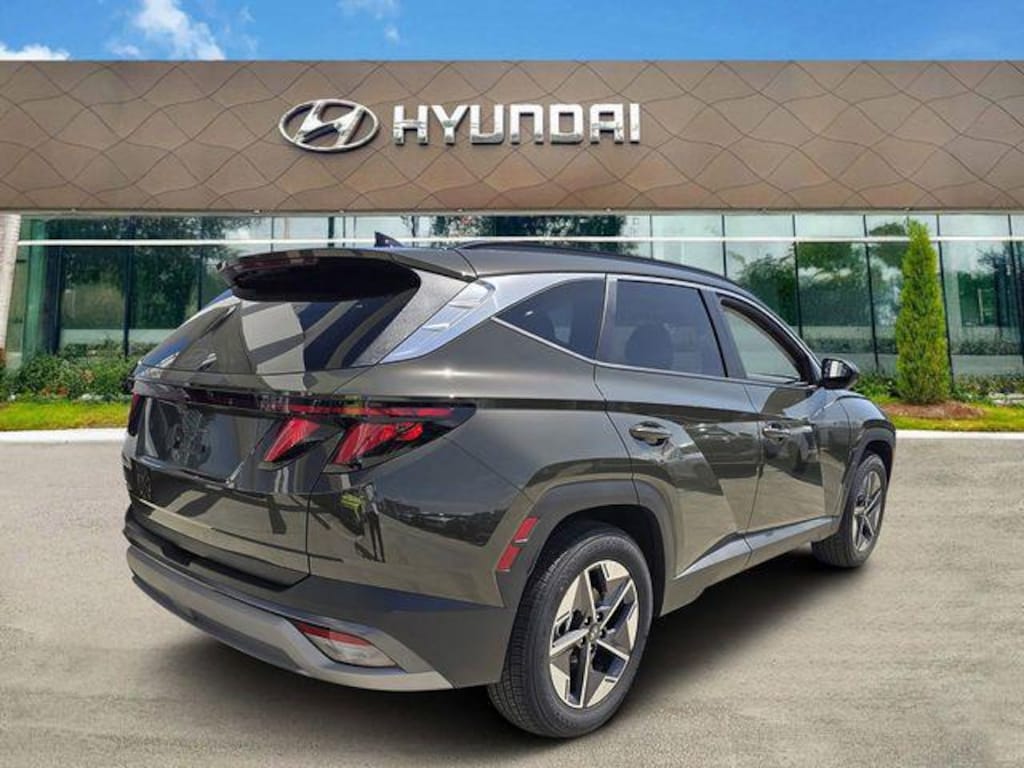 New 2026 Hyundai Tucson SEL Premium FWD SUV
