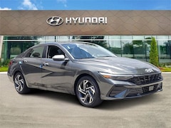 2025 Hyundai Elantra Hybrid Limited Sedan