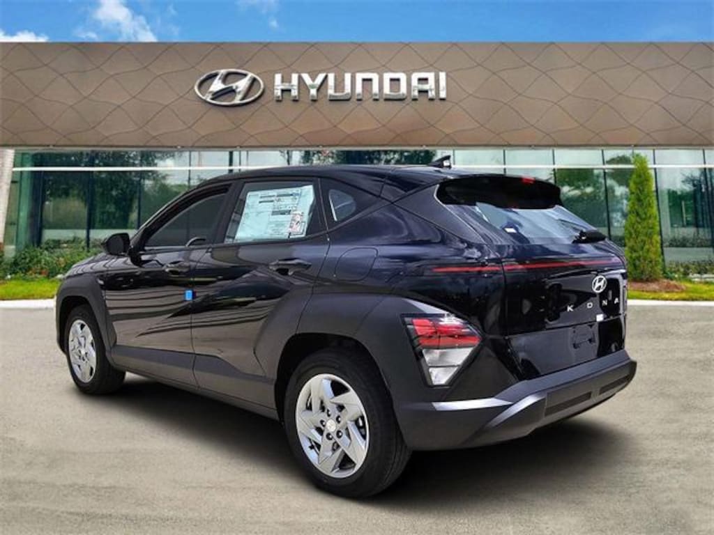 New 2026 Hyundai Kona SE FWD SUV
