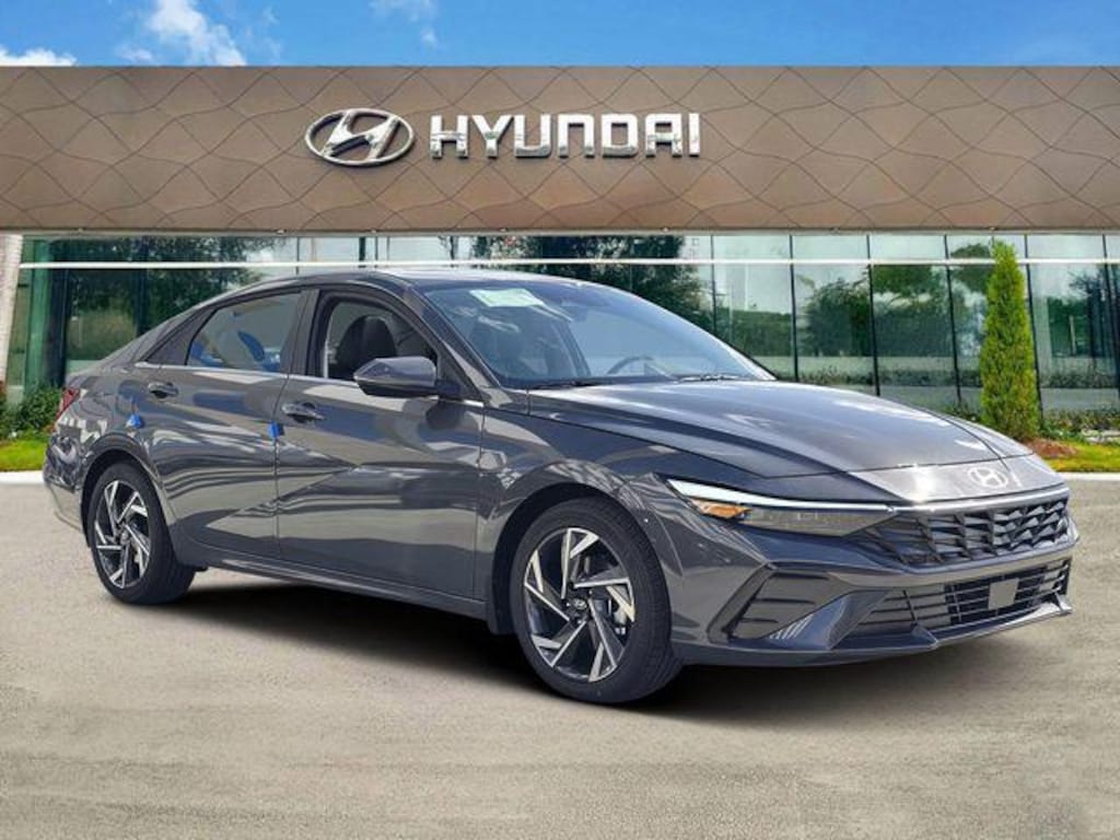 New 2026 Hyundai Elantra Limited Sedan