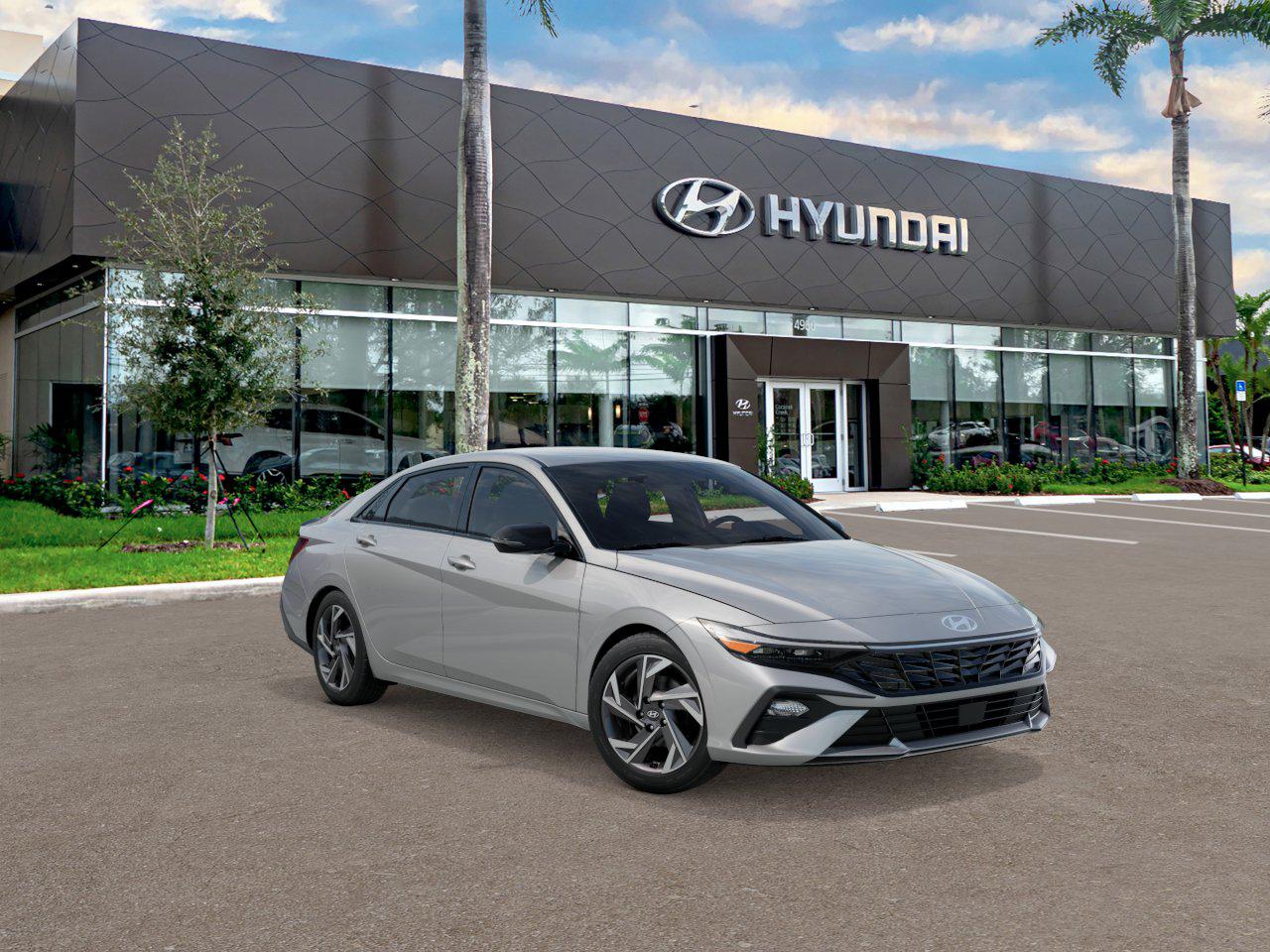 2025 Hyundai Elantra SEL Sport photo 2