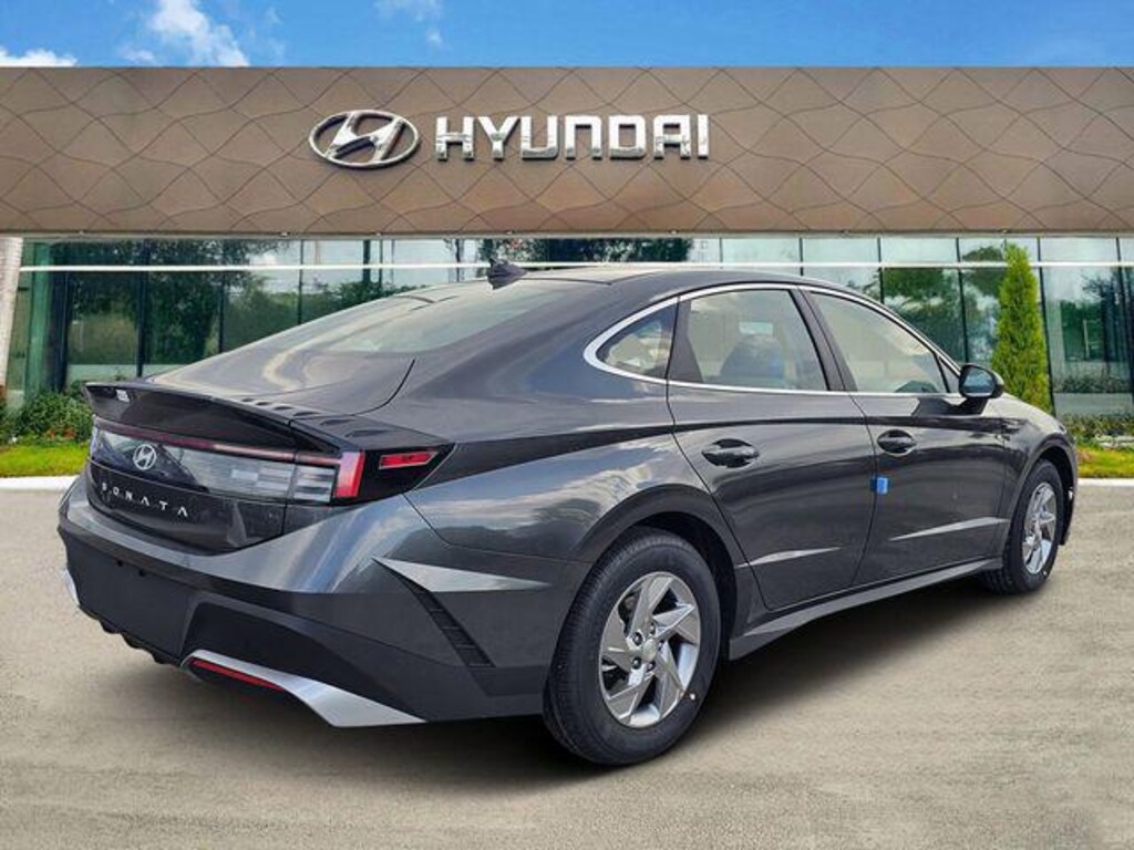 New 2026 Hyundai Sonata SE Sedan