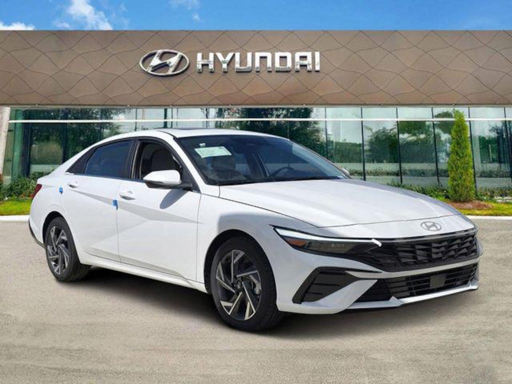 New 2026 Hyundai Elantra Limited Sedan