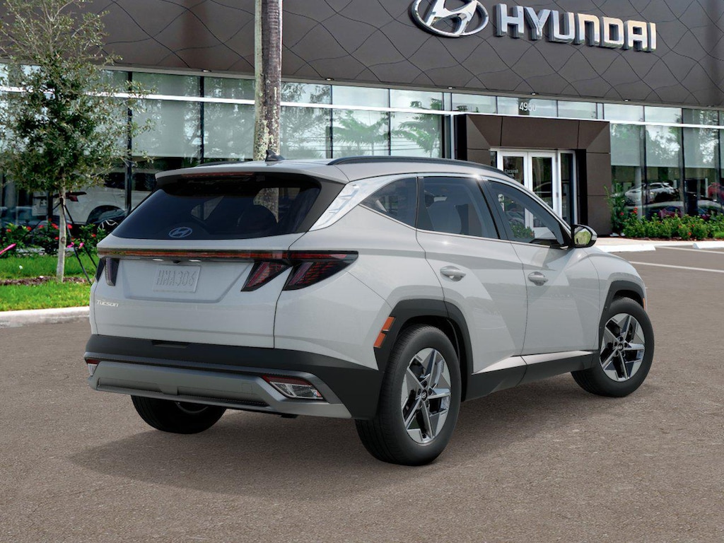 New 2026 Hyundai Tucson SEL Premium FWD SUV