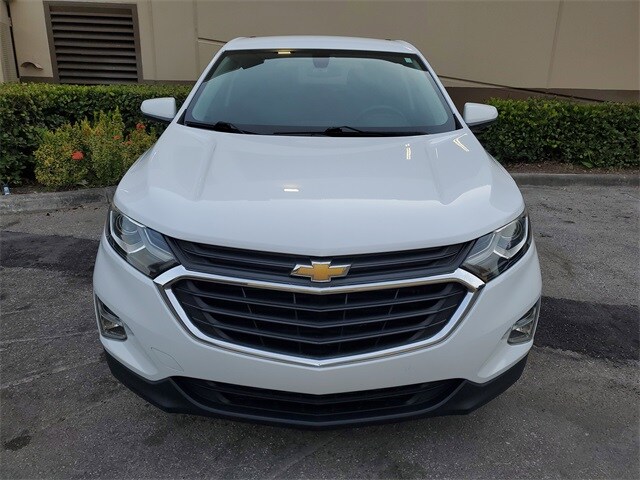 2019 Chevrolet Equinox LT photo 2