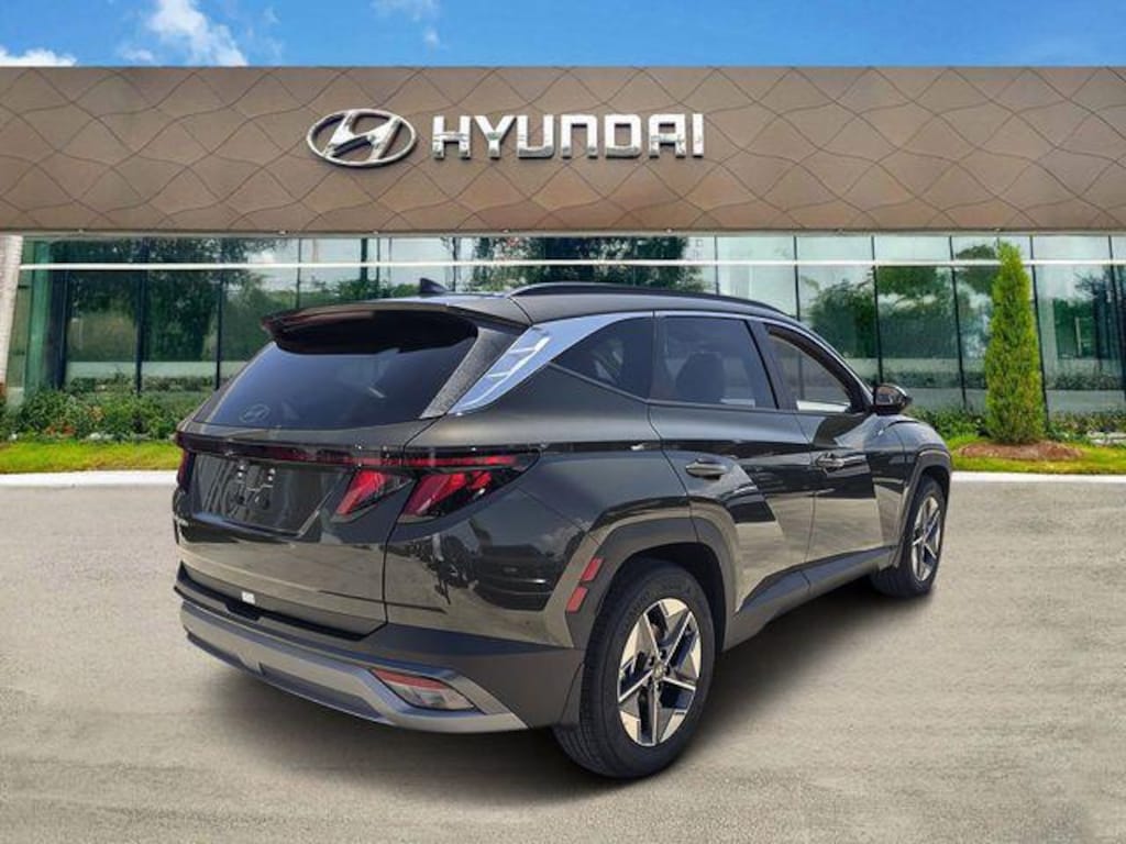 New 2026 Hyundai Tucson SEL FWD SUV
