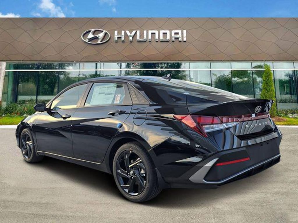 New 2026 Hyundai Elantra SEL Sport Sedan