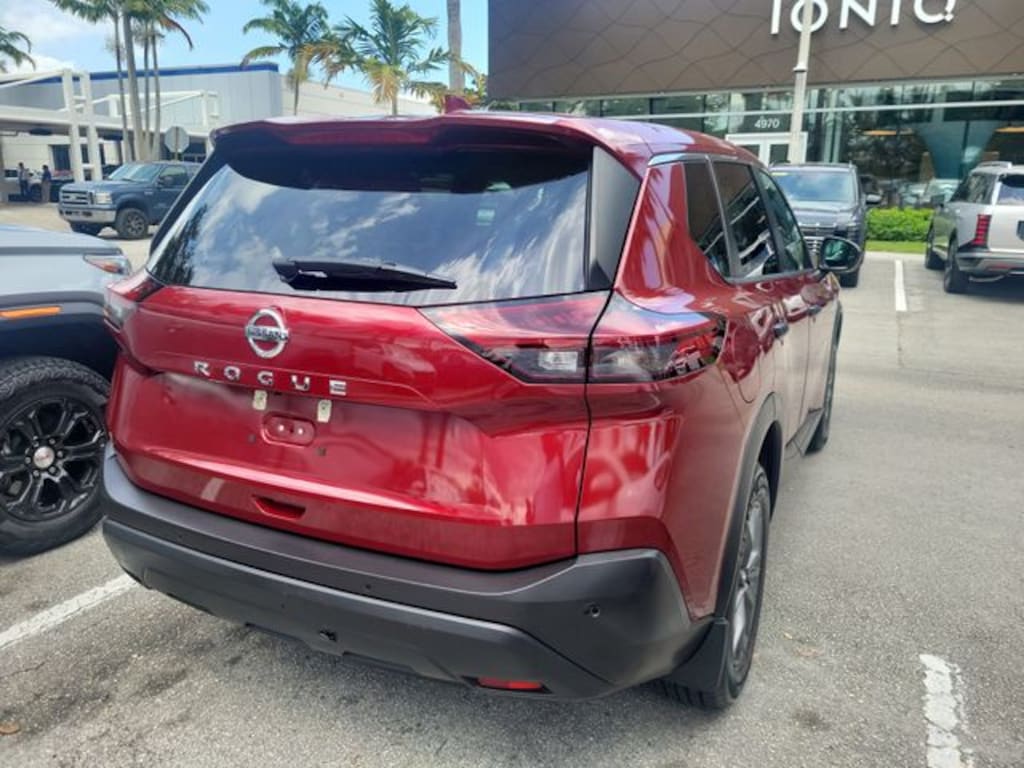 Used 2021 Nissan Rogue S SUV