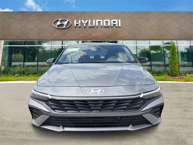 2025 Hyundai Elantra Hybrid SEL Sport photo 2