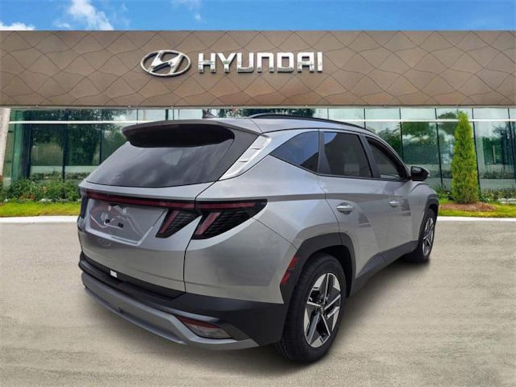 New 2026 Hyundai Tucson SEL FWD SUV