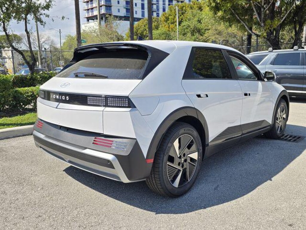 New 2026 Hyundai IONIQ 5 SEL SUV