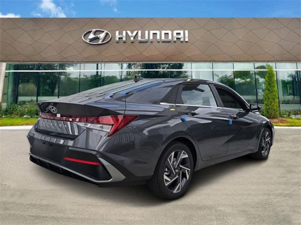 New 2025 Hyundai Elantra SEL Sport Sedan