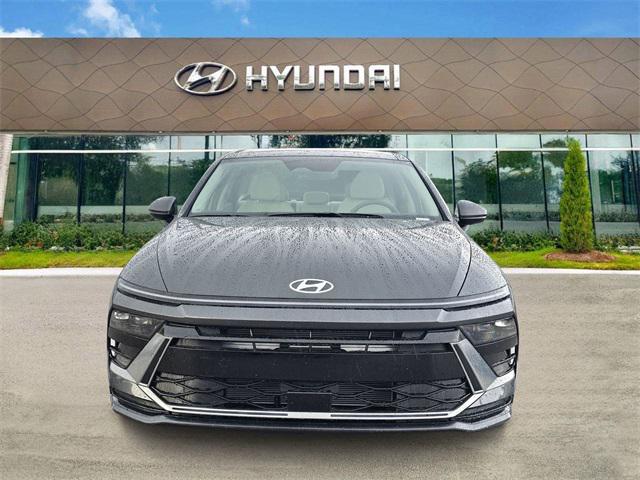 2026 Hyundai Sonata SEL Sport photo 2