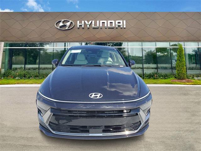 2025 Hyundai Sonata SEL Convenience photo 2