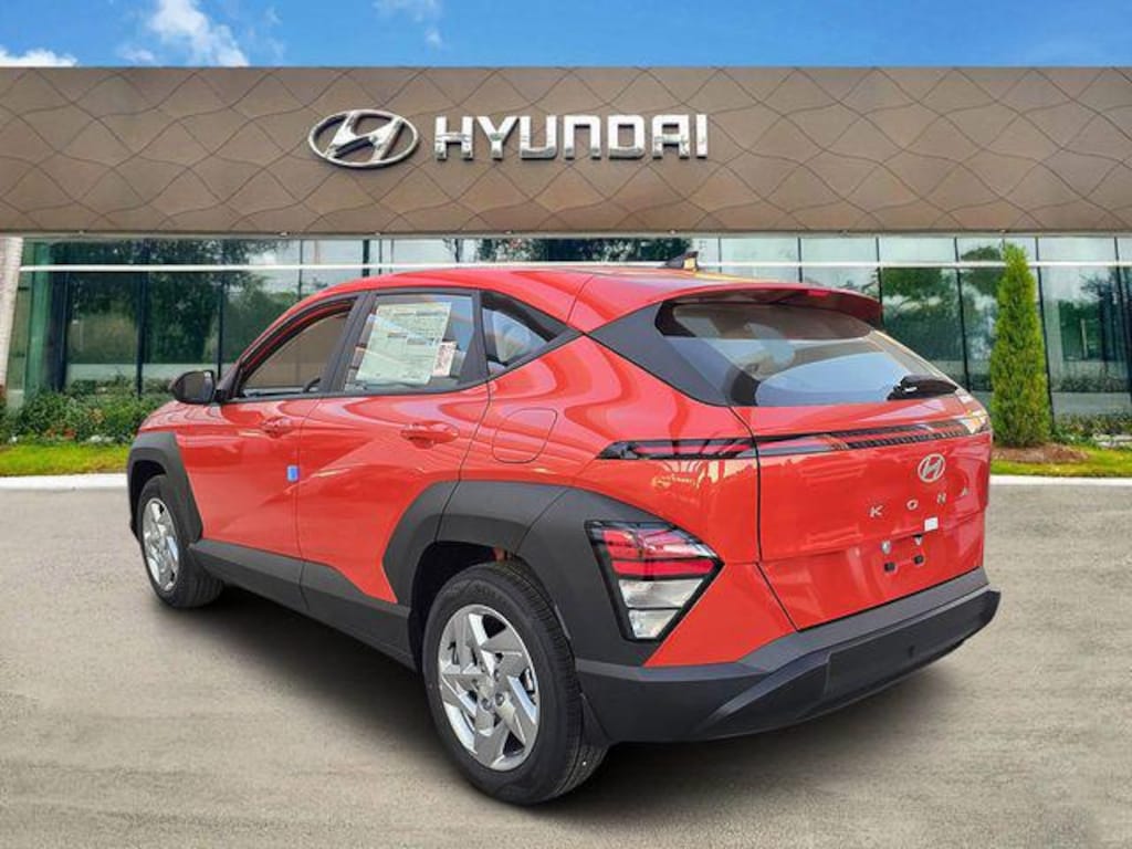 New 2027 Hyundai Kona SE FWD SUV