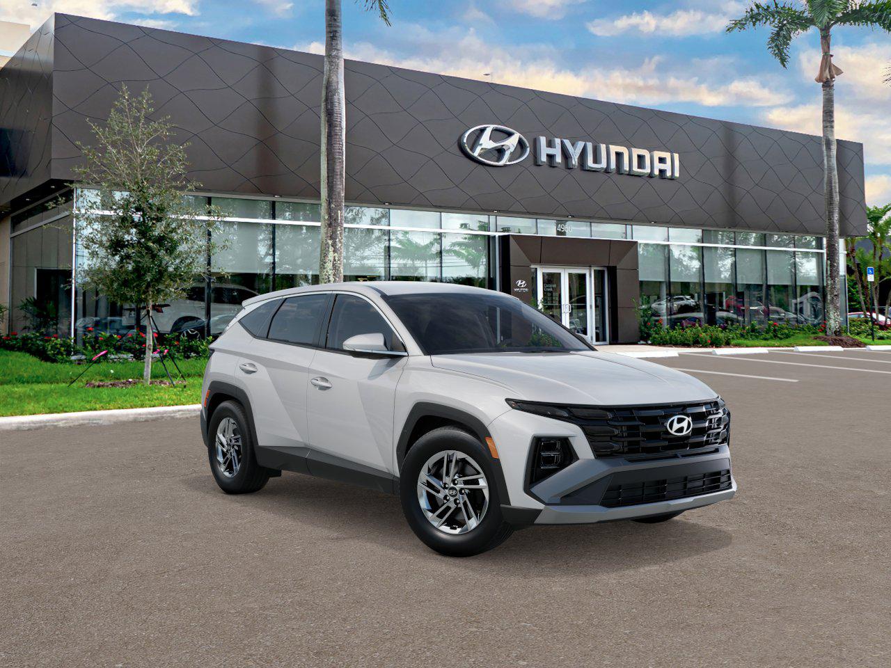 2025 Hyundai Tucson SE photo 2