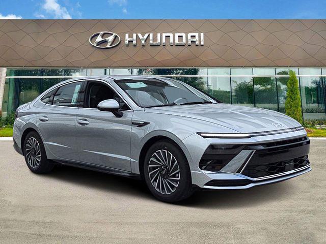 2025 Hyundai Sonata Hybrid