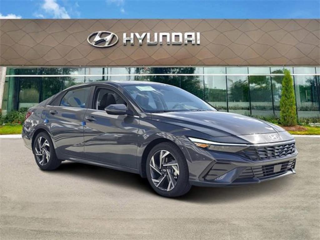 New 2025 Hyundai Elantra SEL Sport Sedan
