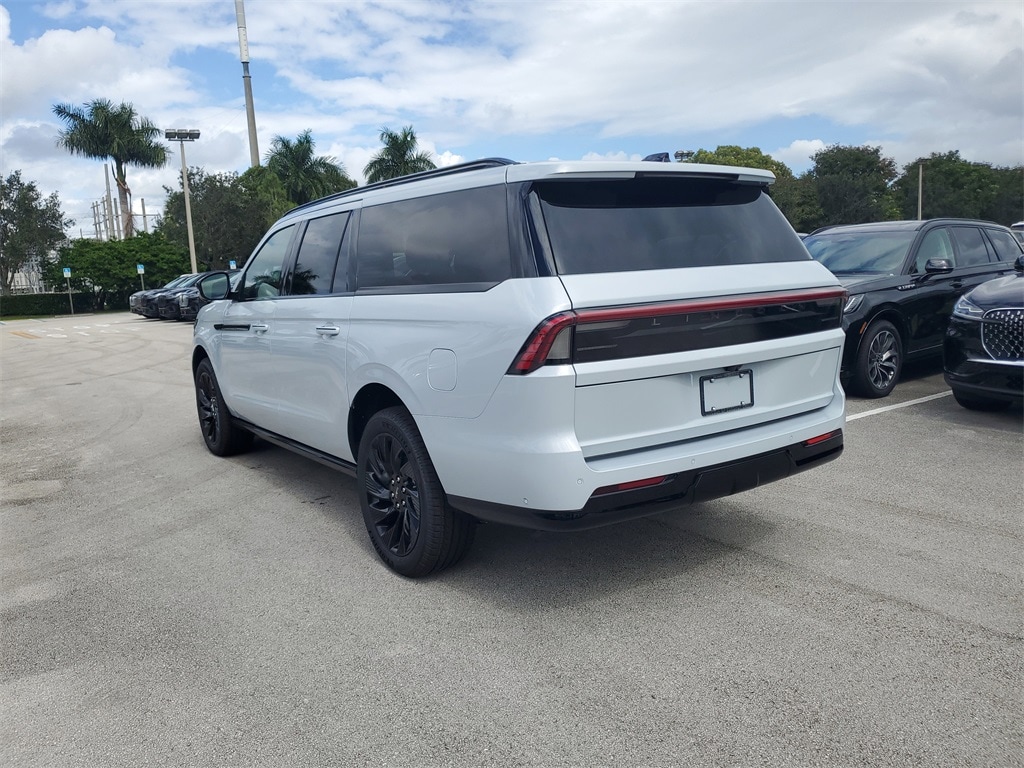 New 2025 Lincoln Navigator L Reserve SUV