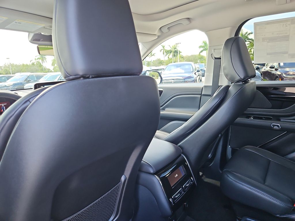 2025 Lincoln Aviator Premiere - Photo 13