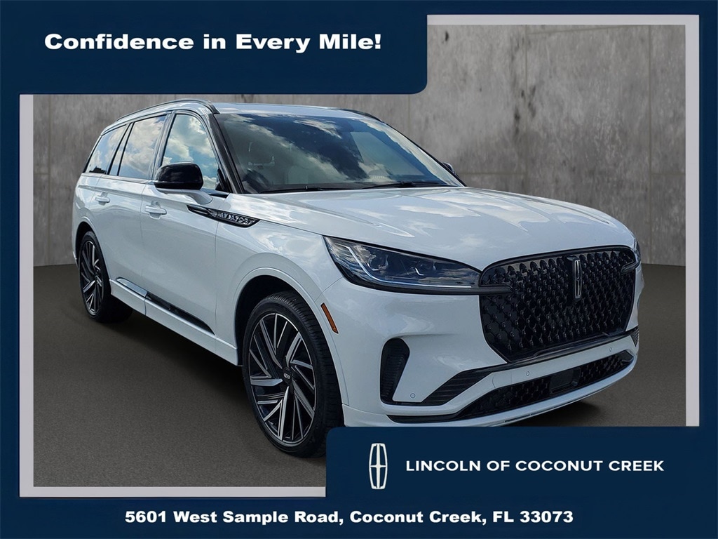 2026 Lincoln Aviator Black Label's photo