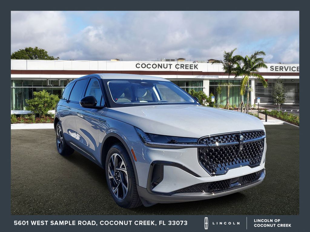 2026 Lincoln Nautilus Premiere AWD's photo