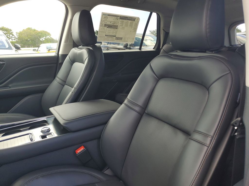 2025 Lincoln Aviator Premiere - Photo 23