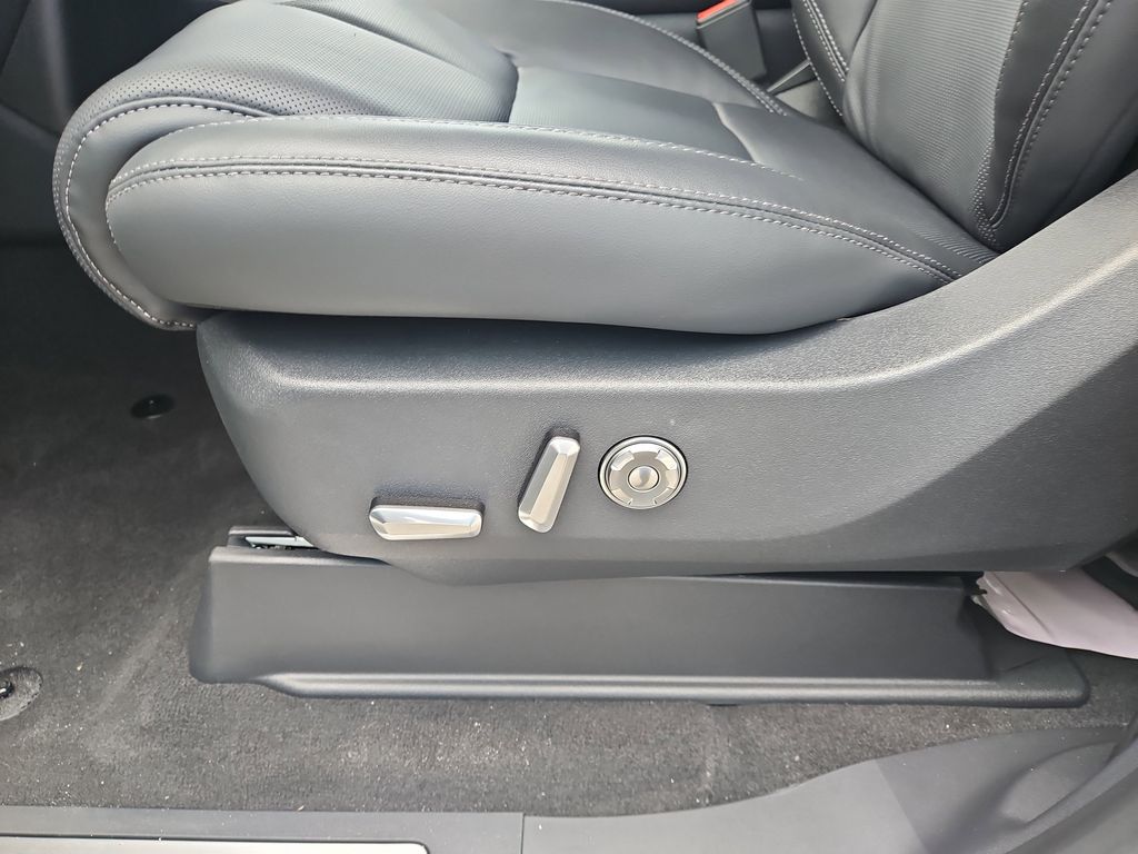 2025 Lincoln Navigator Reserve L - Photo 21